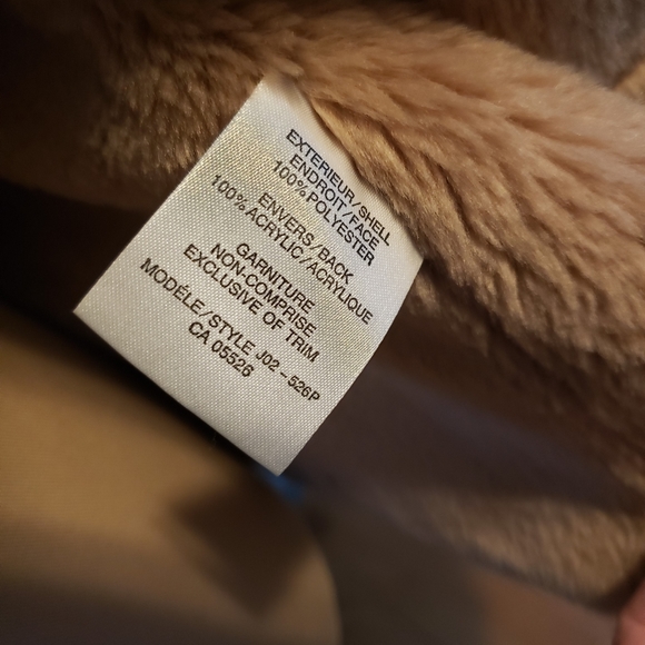 Maksa Faux Fur Jacket - Picture 7 of 8